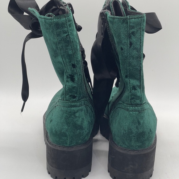 Dolls Kill Emerald Green Velvet Platform Combat Boots Goth Grunge Lace Up Size 7 - Picture 4 of 7